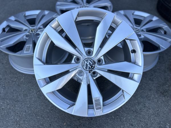 18цола Vw Фолксваген Volkswagen Оригинални 4бр
