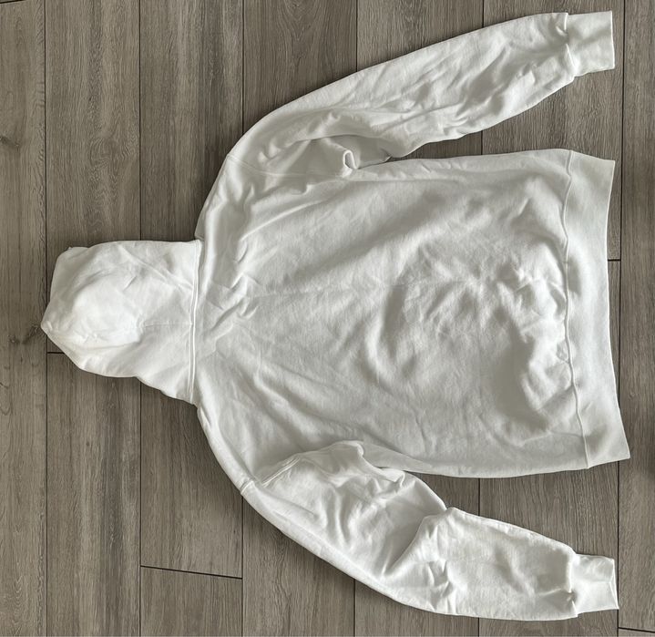 Мъжки бял суичър !