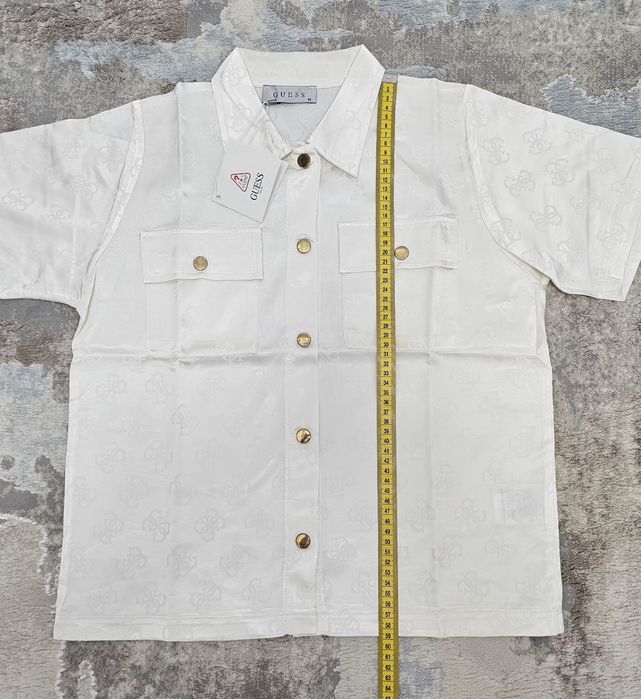 Costum Guess din satin ,mărimea  M