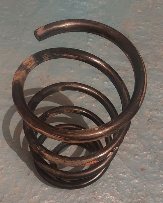 Arc spiral punte față Ford Focus 3