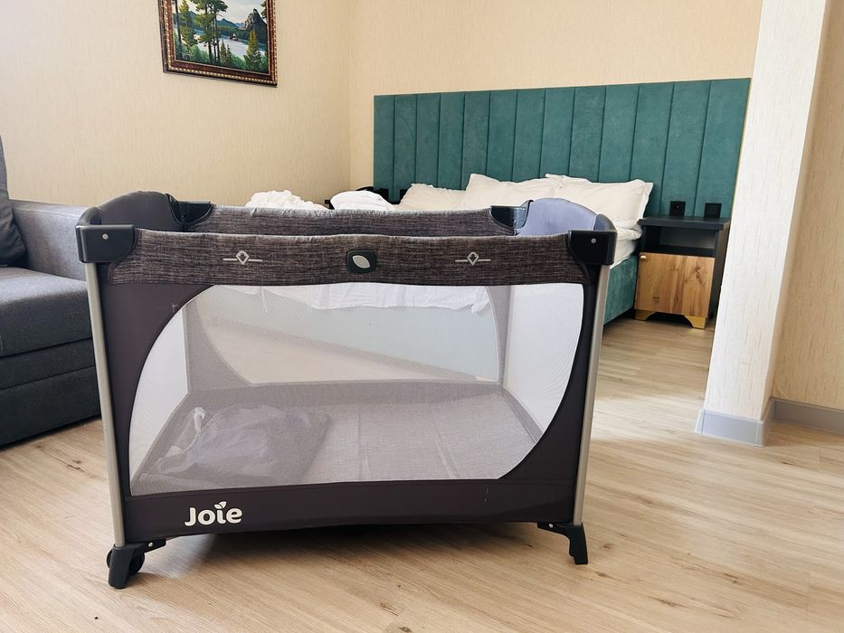 Кроватка детская Манеж Joie