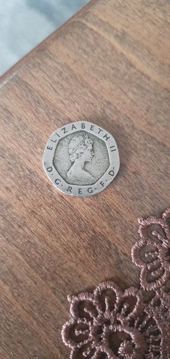 Старинни английски монети