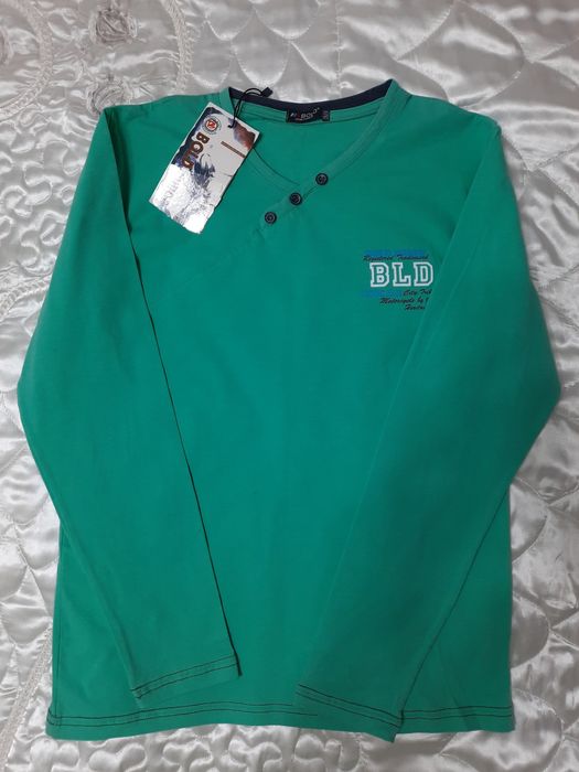 Рубашки на мальчика 10-13 лет.