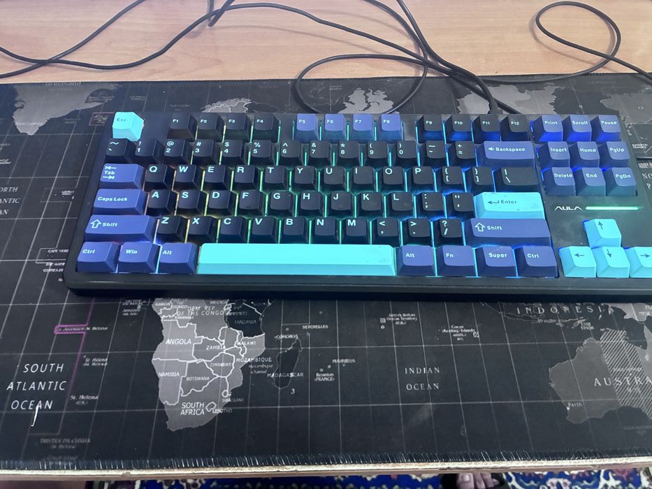Игровой компьютер с креслом