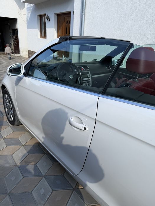 Volkswagen Eos decapotabil