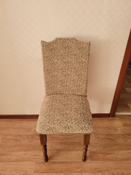 Продается 6 стулов 1=6200