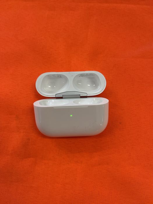 Кейс Airpods Pro оригинал