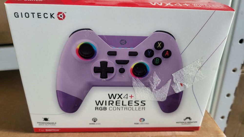 Нов контролер джойстик Gioteck WX4 wireless за Nintendo Switch