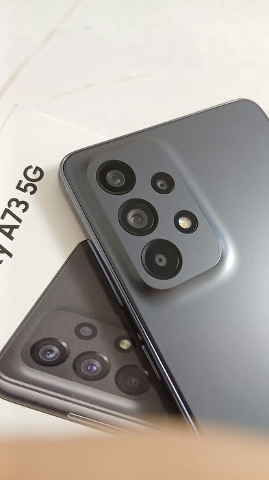 Samsung Galaxy A73