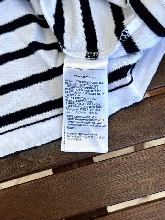 Дамска тениска Tommy Hilfiger - размер L, Отлично състояние
