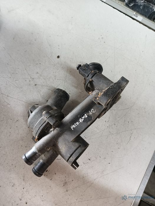 Carcasa Termostat Volkswagen Polo (9N_) [ 2001 - 2012 ] Oem 03C121111B