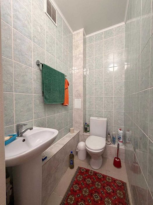 Продам 2 комнатную квартиру