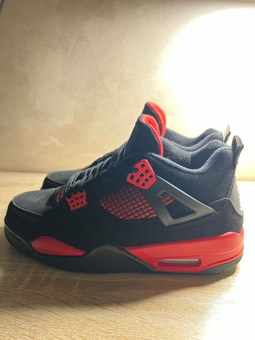 Jordan 4 Red Thunder