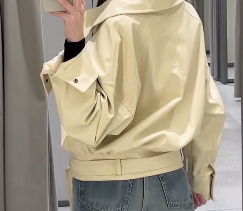 Butter yellow оувърсайз яке ZARA