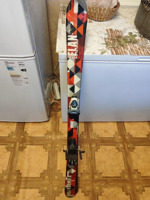 Продам лыжи елан б/у