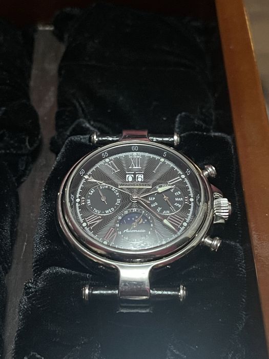 Наручные часы. Цена за все