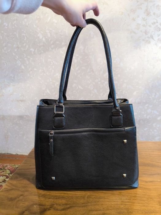 Сумка черная удобная