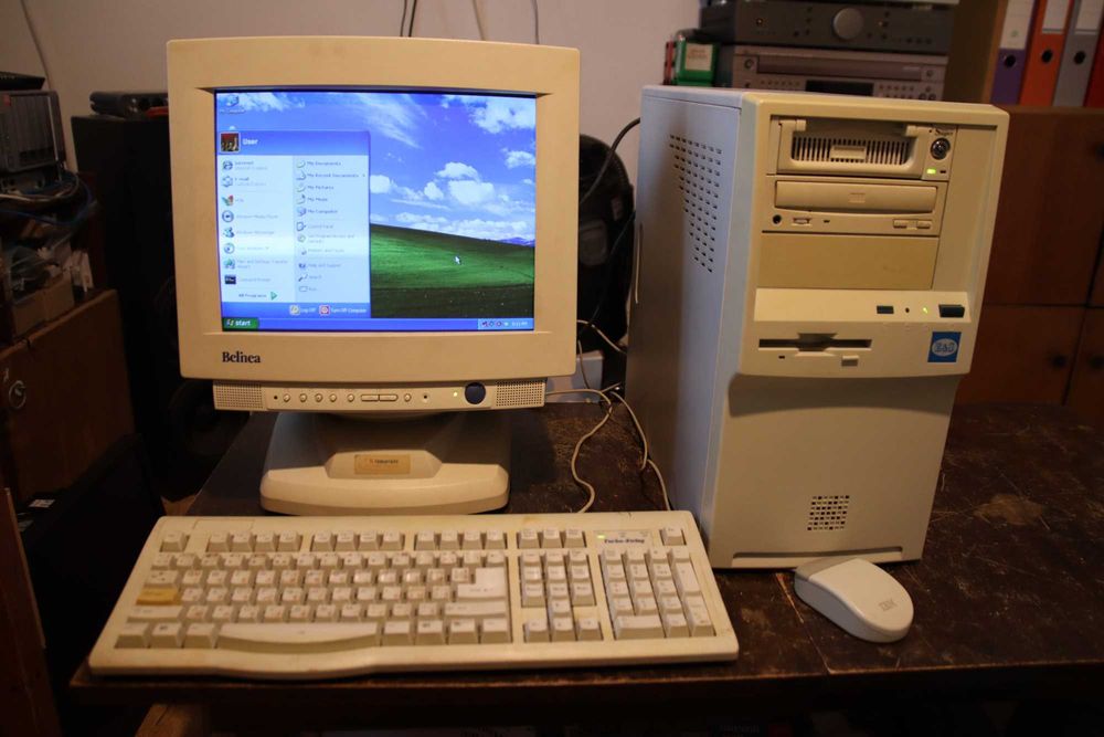 Ретро компютър Intel Pentium 3