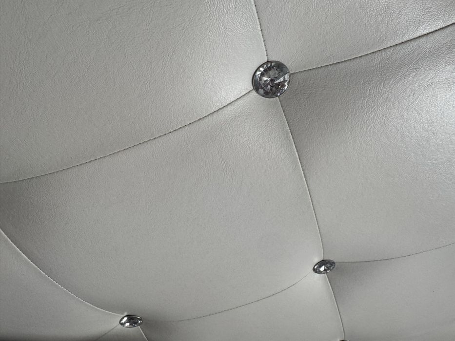 Спален комплект с включвен матрак