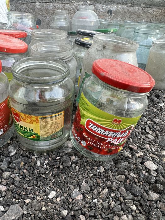 Продается банки 3-2-1-ех л