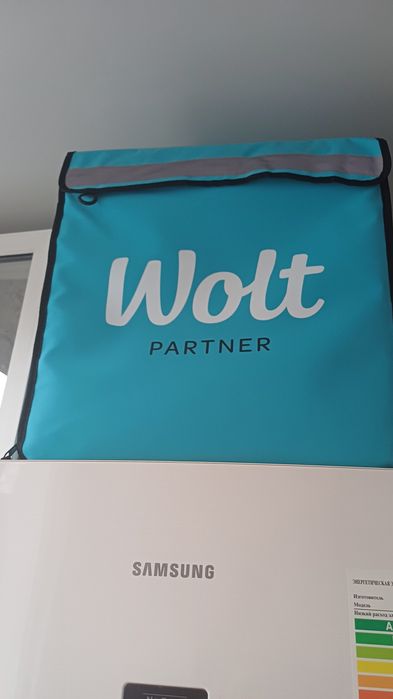 Продается термосумка wolt  для доставки,очень удобно для мопеда