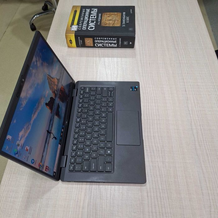 Dell noutbuk sotiladi: 16 GB RAM, 240 GB NVME M2, 14", Core i5 EVO