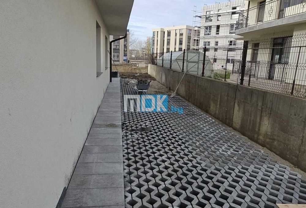 Двуетажна къща с 3 спални