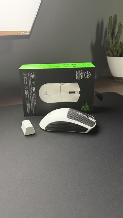 Razer Viper V3 pro белый