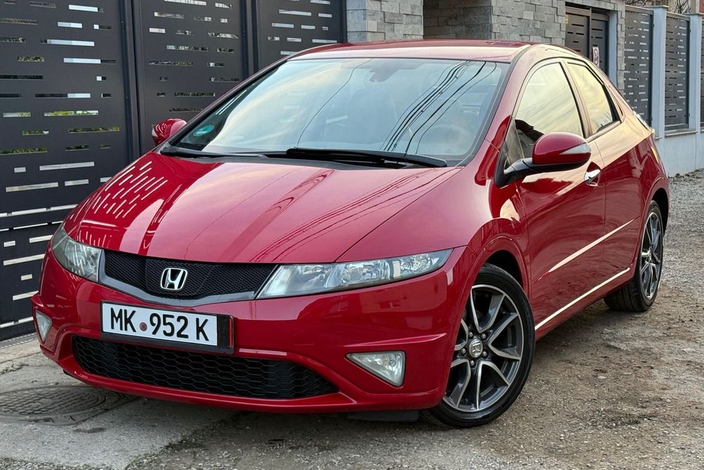 Honda Civic FaceLift 2011 / EURO5*1.8 Benzina*140 CP*Piele*2 Seturi Jante