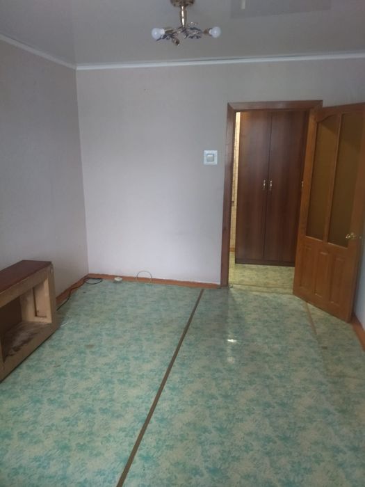 Продам 2-хкомнатную квартиру