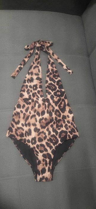 Costum.de baie Zara,marimea S,imprimeu animal print,nou,cu eticheta