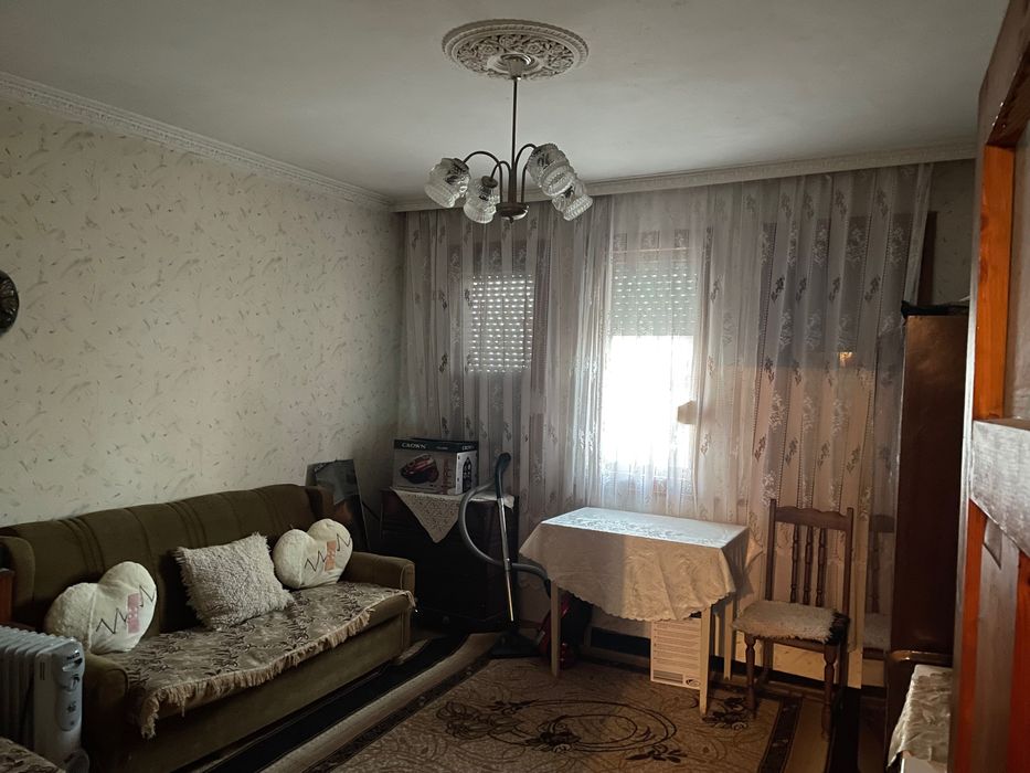 Продава се Четиристаен апартамент в Хасково, Каменни - 120 кв.м за 750 €/кв.м - Снимка #2