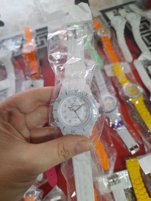 Lot ceasuri colorate 10 buc sau 50 buc