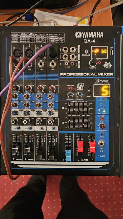 Dj va kichikroq tadbirlar uchun aparatura sotiladi