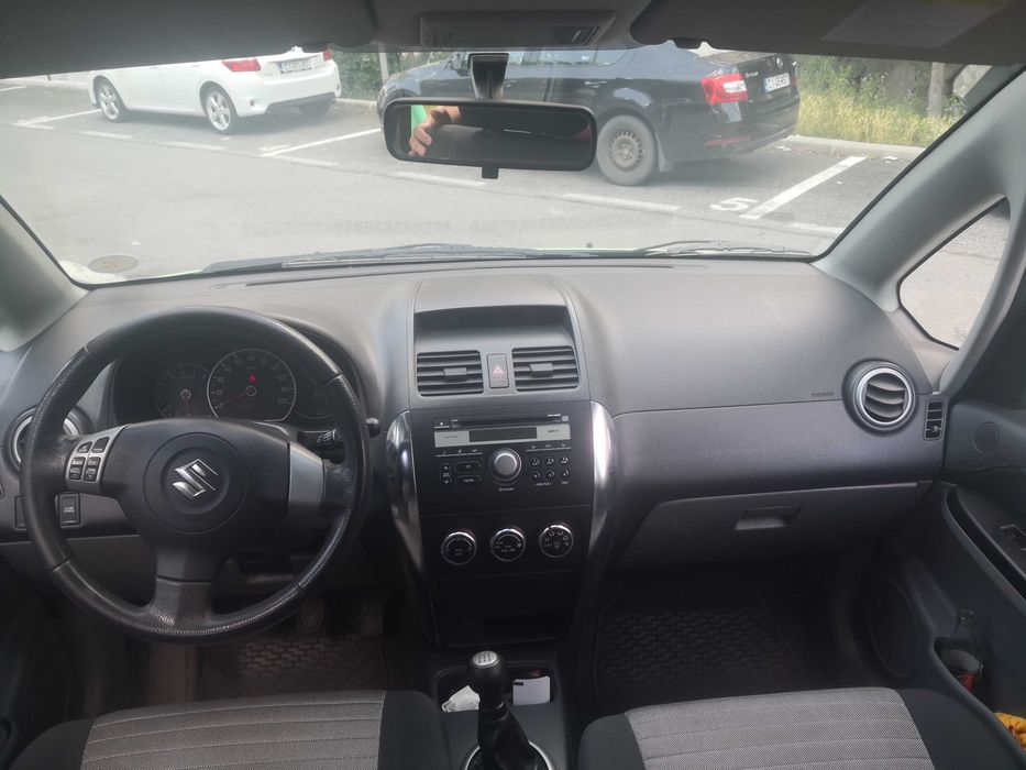 Vând Suzuki SX4 2008 | Keyless | Verde Metalizat | 1.6 Benzină (Lanț) | 171.000 km | Revizuit Recent | Cauciucuri M+S + Baterie Noi