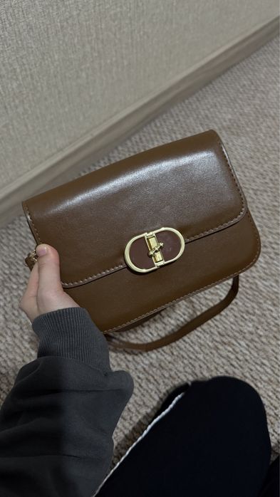 Сумка в коричневом цвете