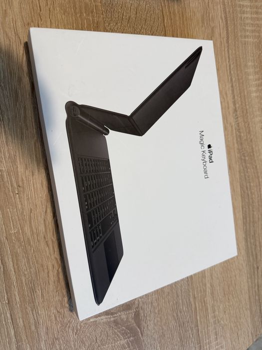 iPad Air (4th & 5th gen) Magic Keyboard