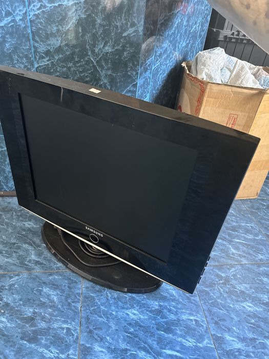 Продам телевизор Samsung