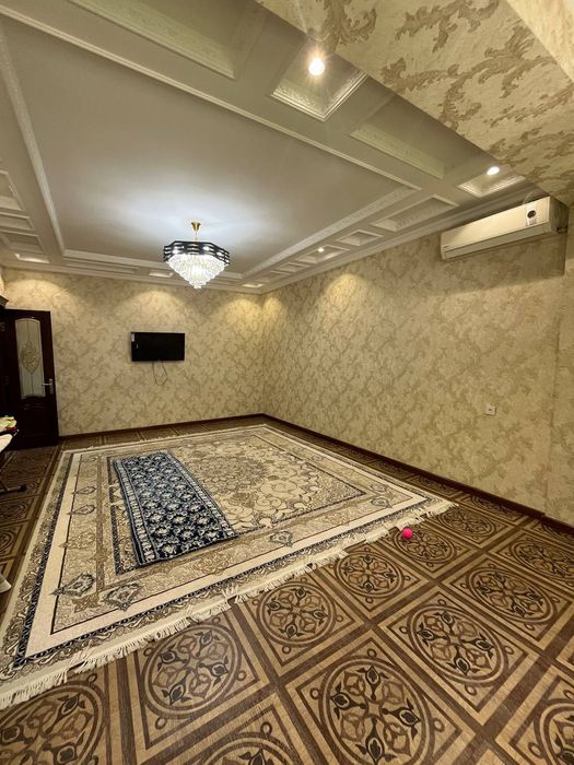 Продается 3- комнатная квартира Ул Паркент