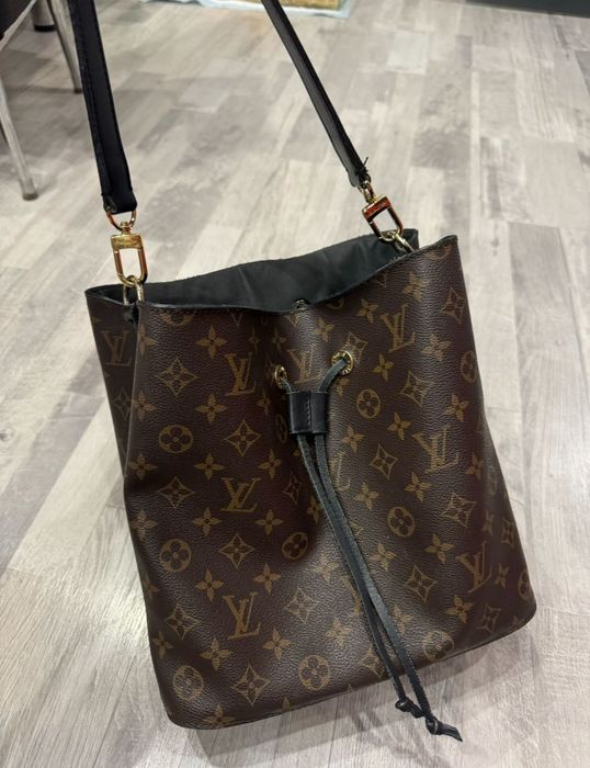 Дамска чанта Louis Vuitton