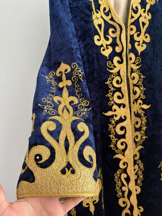 Бешпент от Нұр-шах