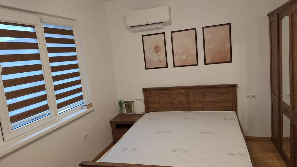 Дава се под наем Двустаен апартамент в Бургас, Център - 60 кв.м за 510 € - Снимка #3