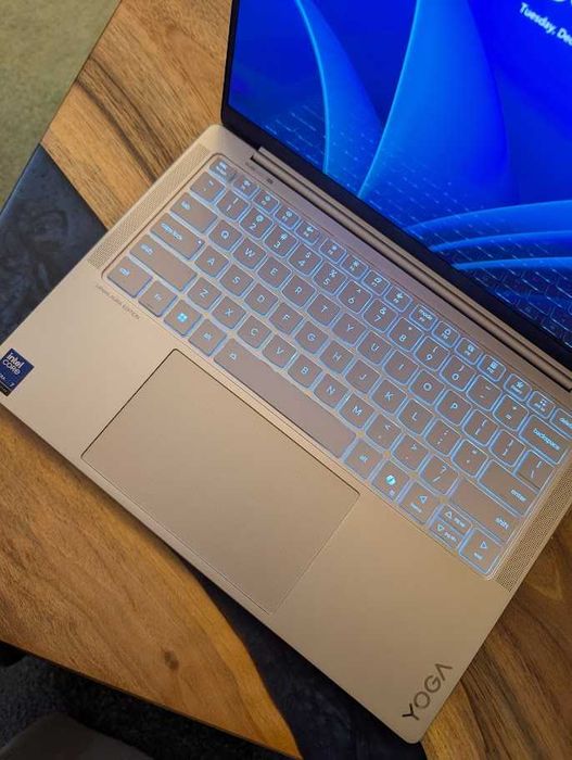 Laptop Lenovo Yoga Slim 7, Nou, OLED 2.8k 120Hz, 32GB RAM, sigilat