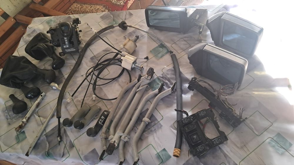 МЕРС.w..124 мелочь салона.