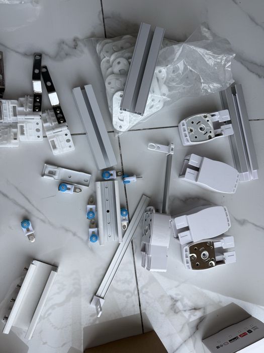 Aqlli karniz tizimi Zigbee texnologiyasi va uzoq muddatli akkumulyator