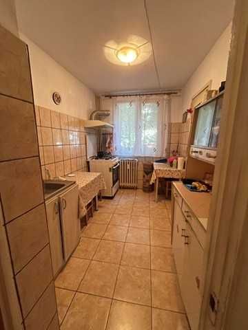 Vanzare Apt 3 camere,parter ,decomandat,bloc 4 etaje,sector 4, 10 min Dr Gazarului sau 5 min str Straja(linii RATB)