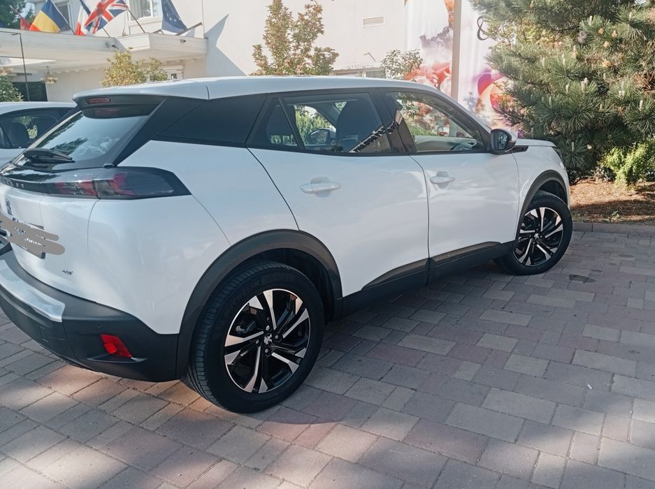 Pegeout E-2008 GT Line, 2021, Electric