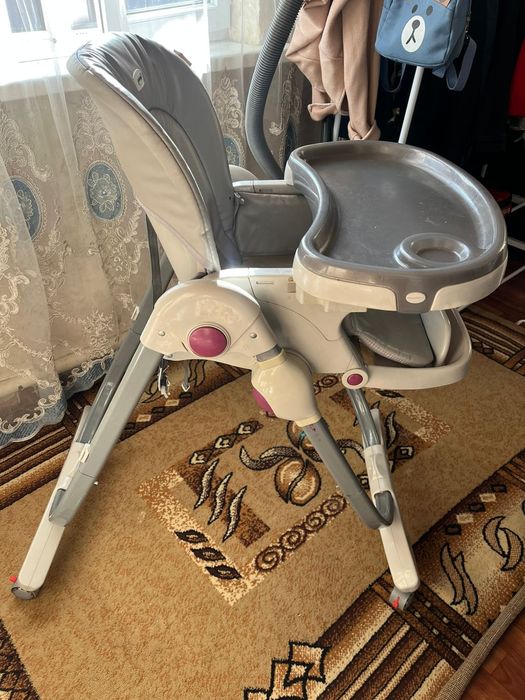 Продам стульчик для кормления