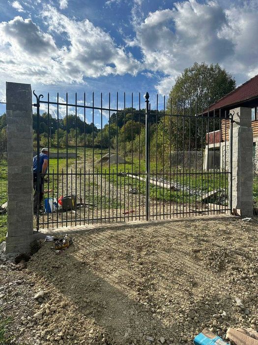 Teren cu fundatie si priveliste superba in Costesti aproape de Horezu