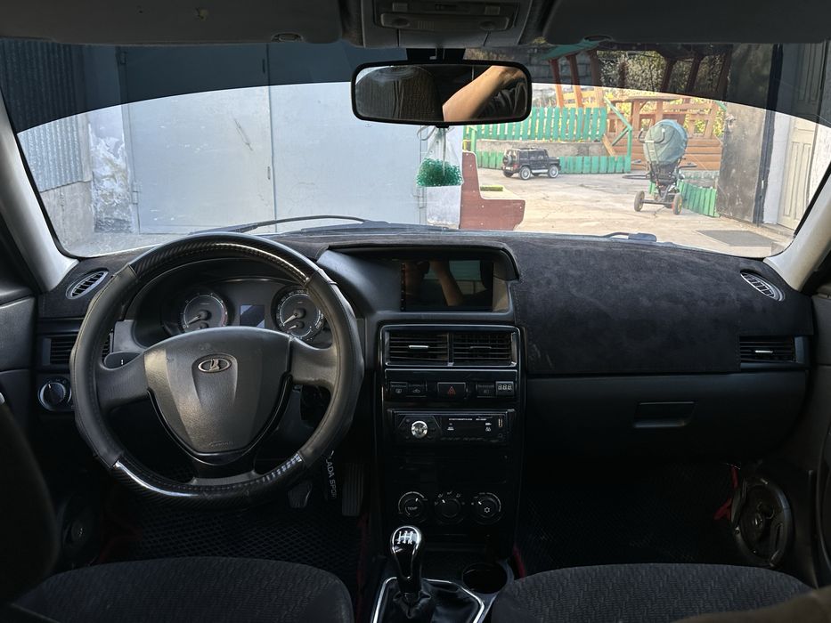 Lada Priora 2 luxe